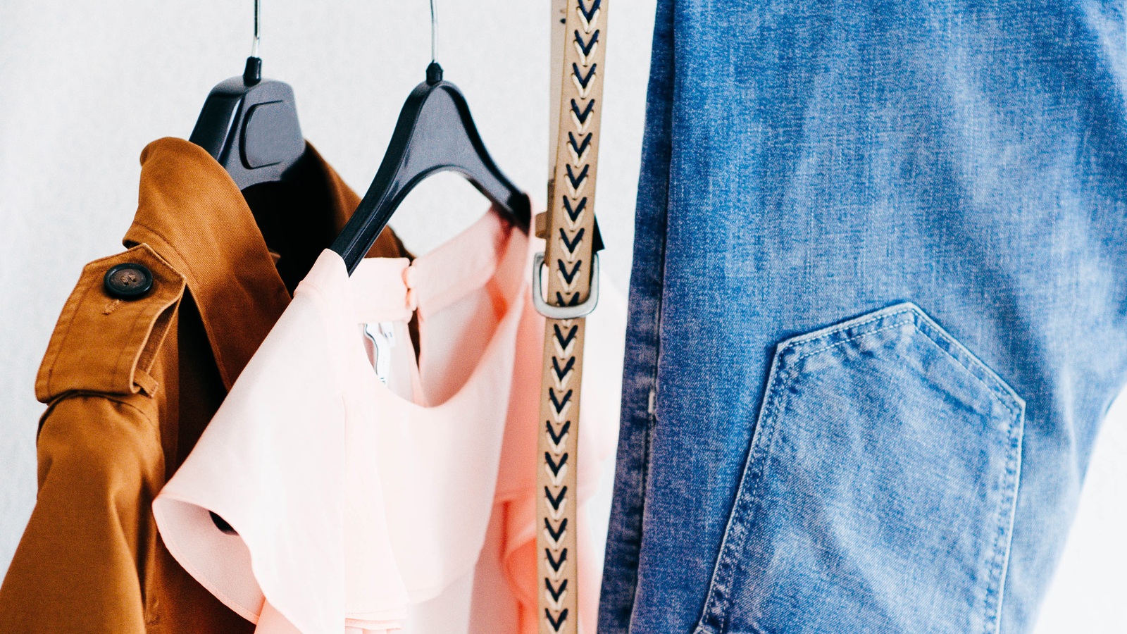 5 Summer Best-Seller Outfit Formulas to Recreate With Basics